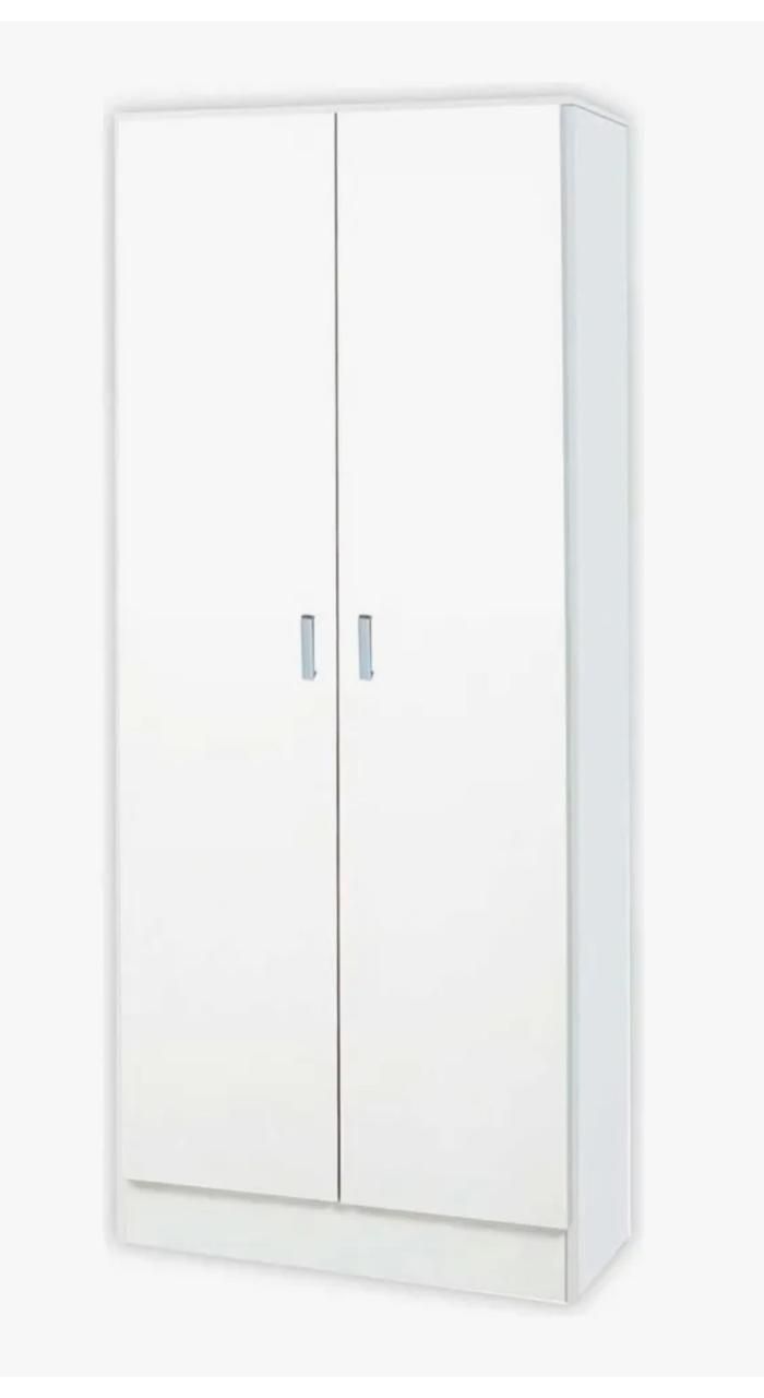 Gabinete (3091) Marca PLATINUM