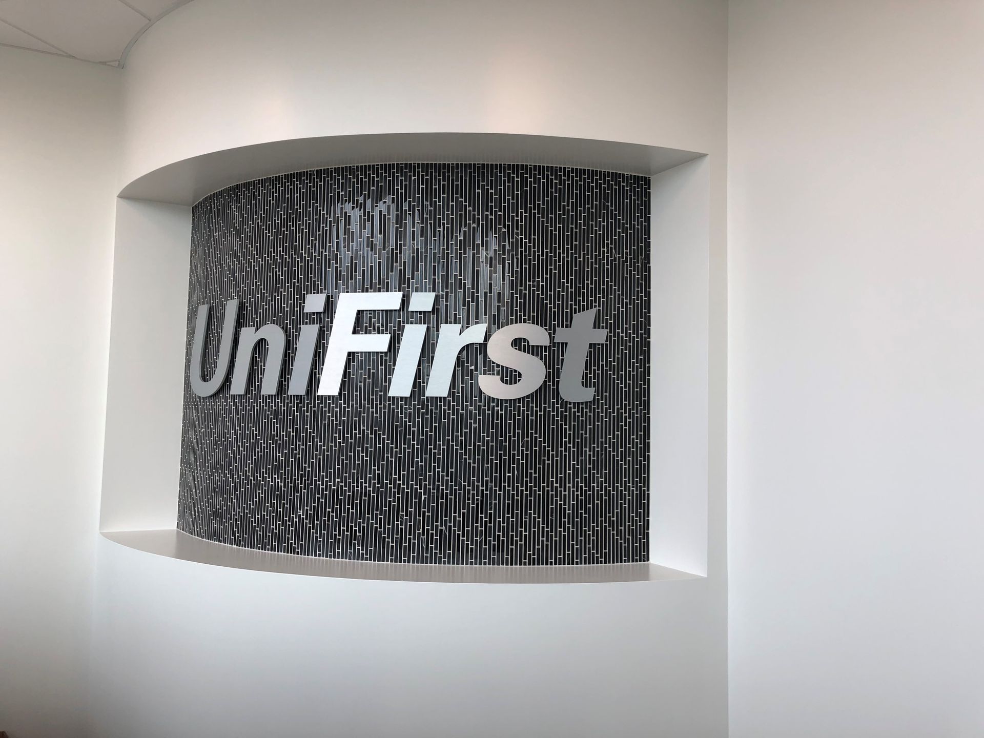 LED Screen | Phoenix, AZ | Precise Sign Co