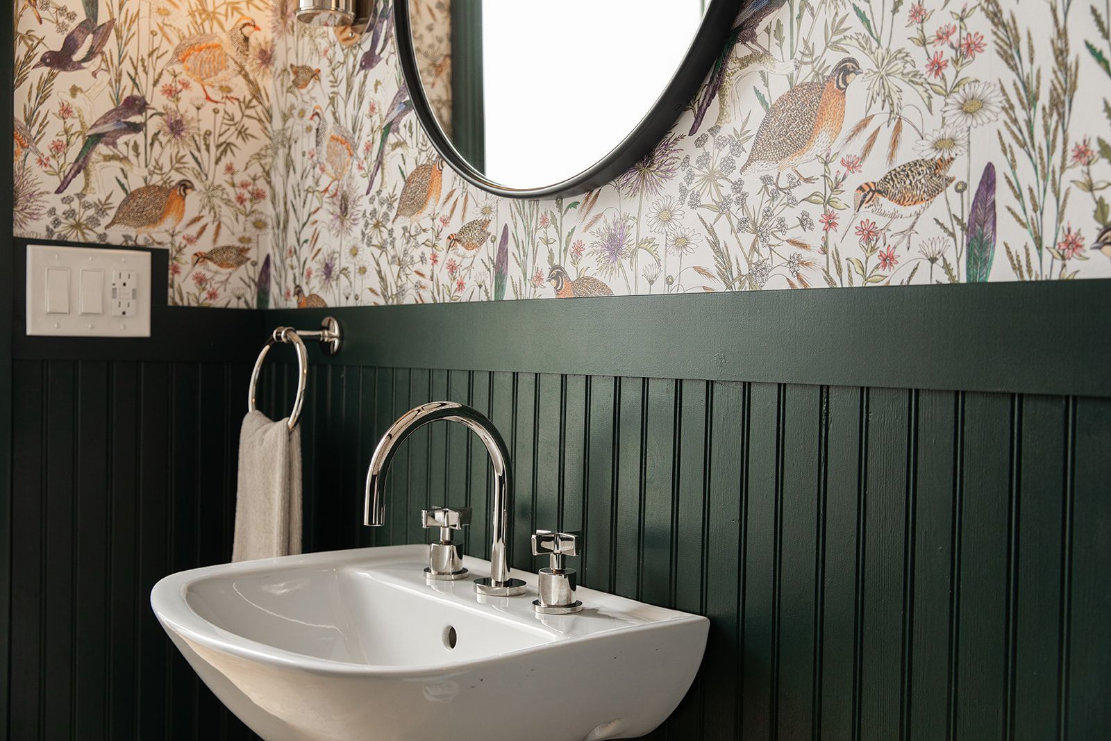A bathroom with a sink