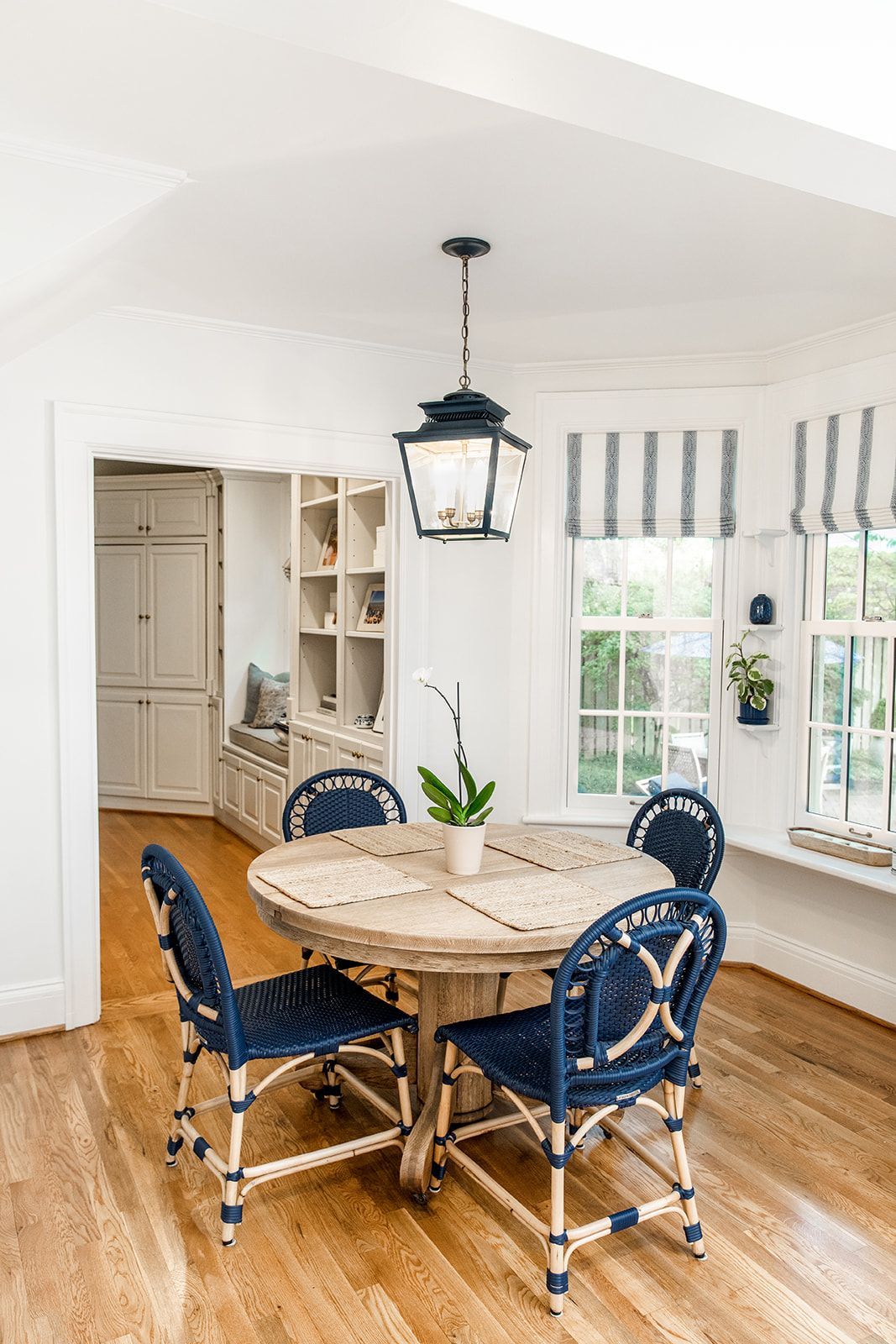 Home dining area