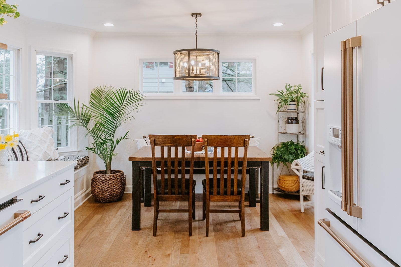 A dining room 