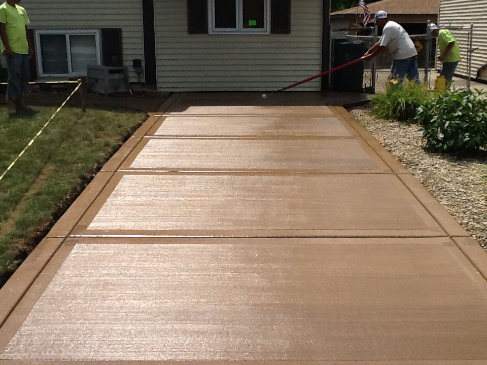 Sidewalks — Tinley Park, IL — Frazier Residential Concrete