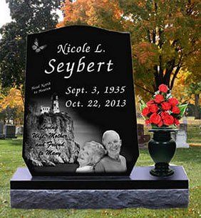 Black Monuments — Hampton, IA — Sietsema Family Monument Sales Black Monuments — Hampton, IA — Sietsema Family Monument Sales