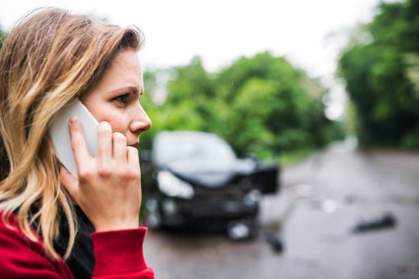 Woman calls after car crash. 
