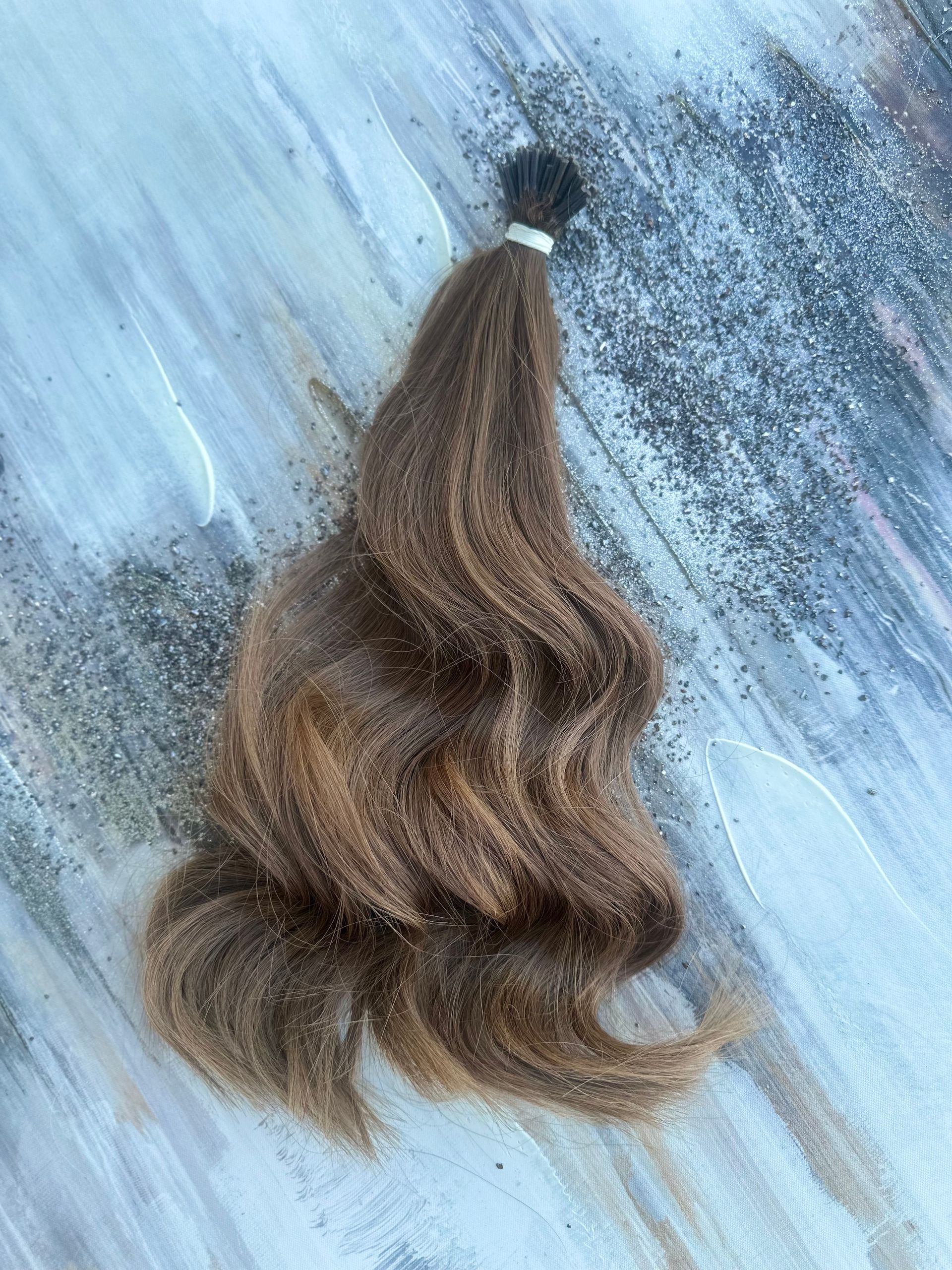 medium brown i-tip