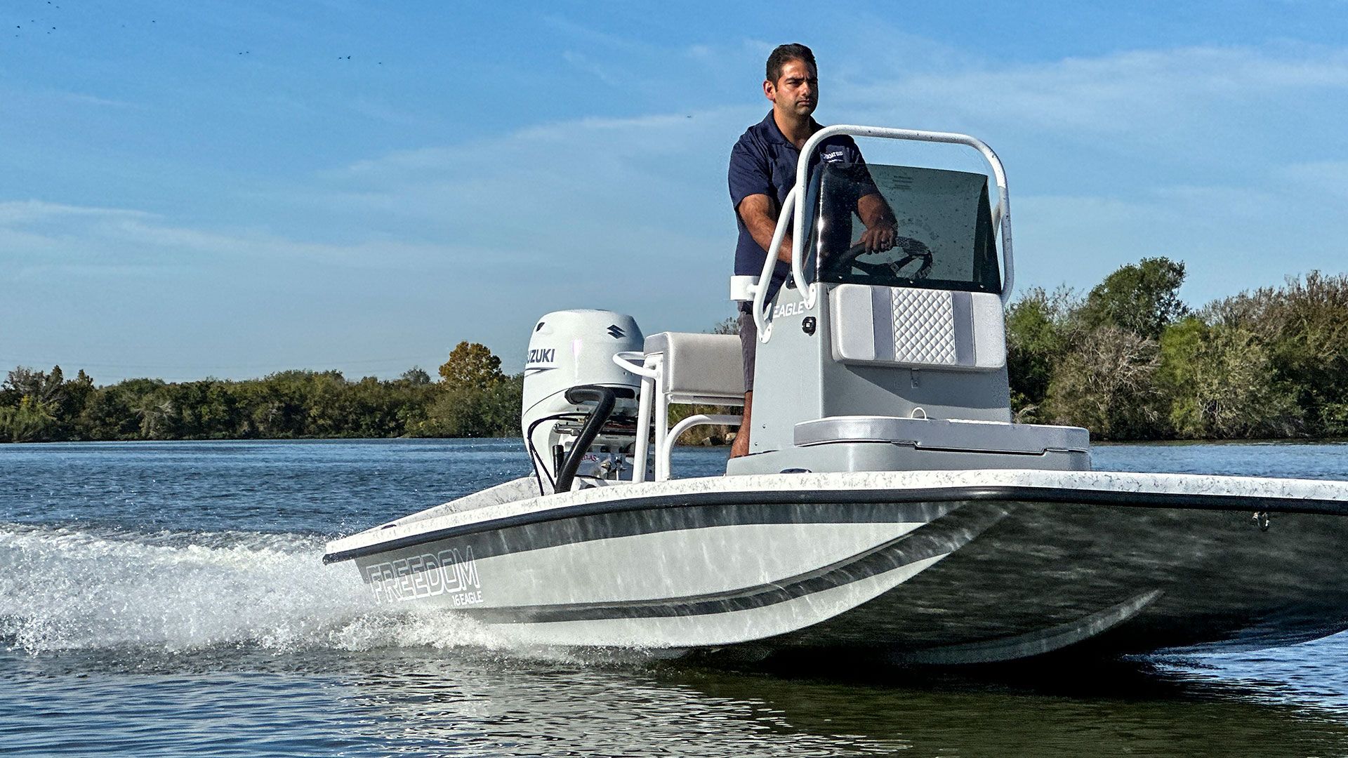 16 eagle flatbottom tunnel boat freedom boats usa