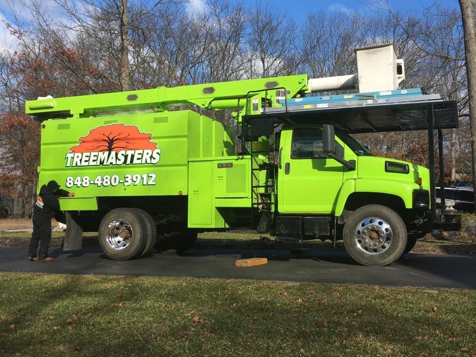 Tree Masters LLC A ocean county and Monmouth county tree service company truck