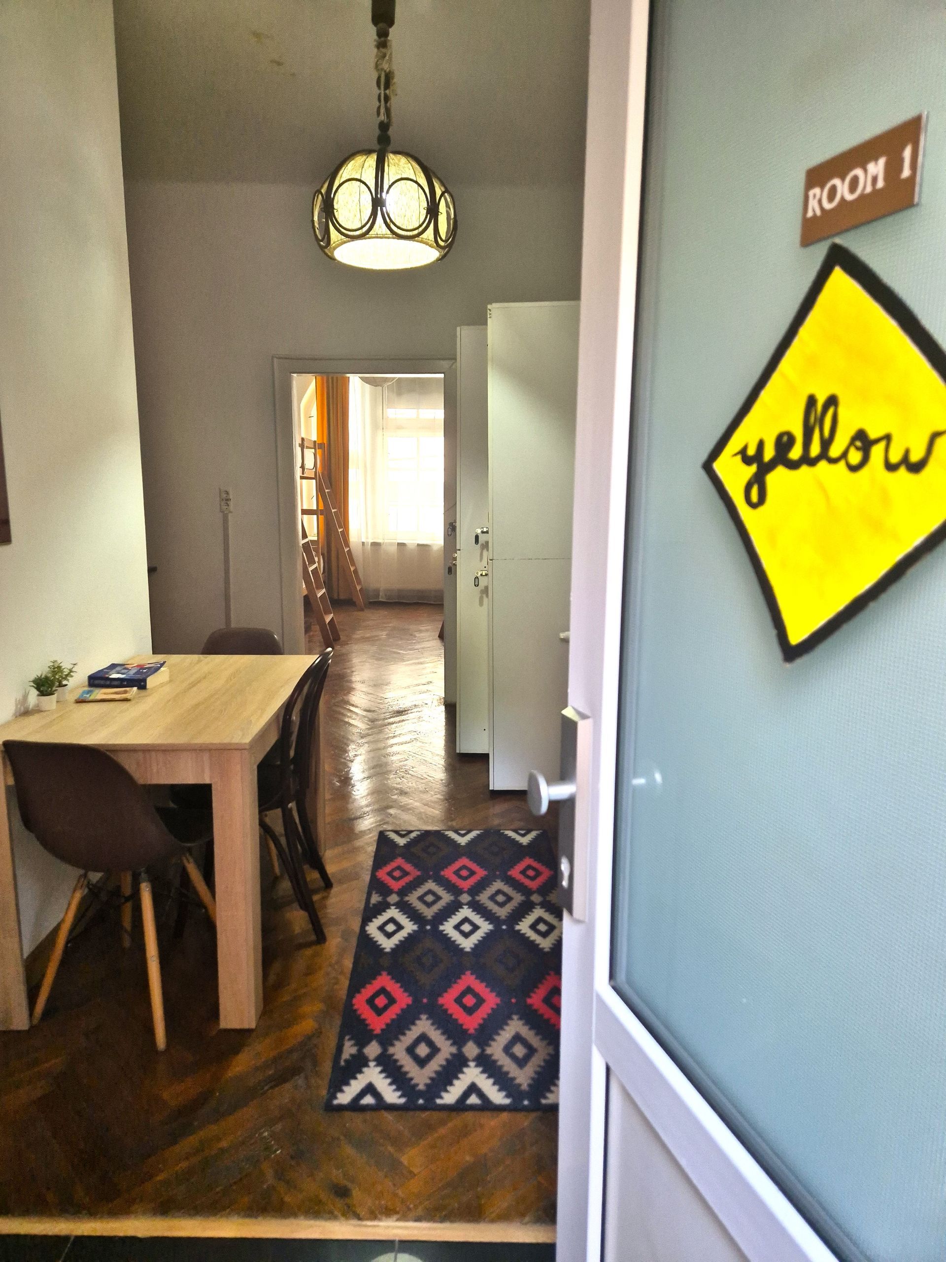 Female only dorm room in Brasov backpacker hostel