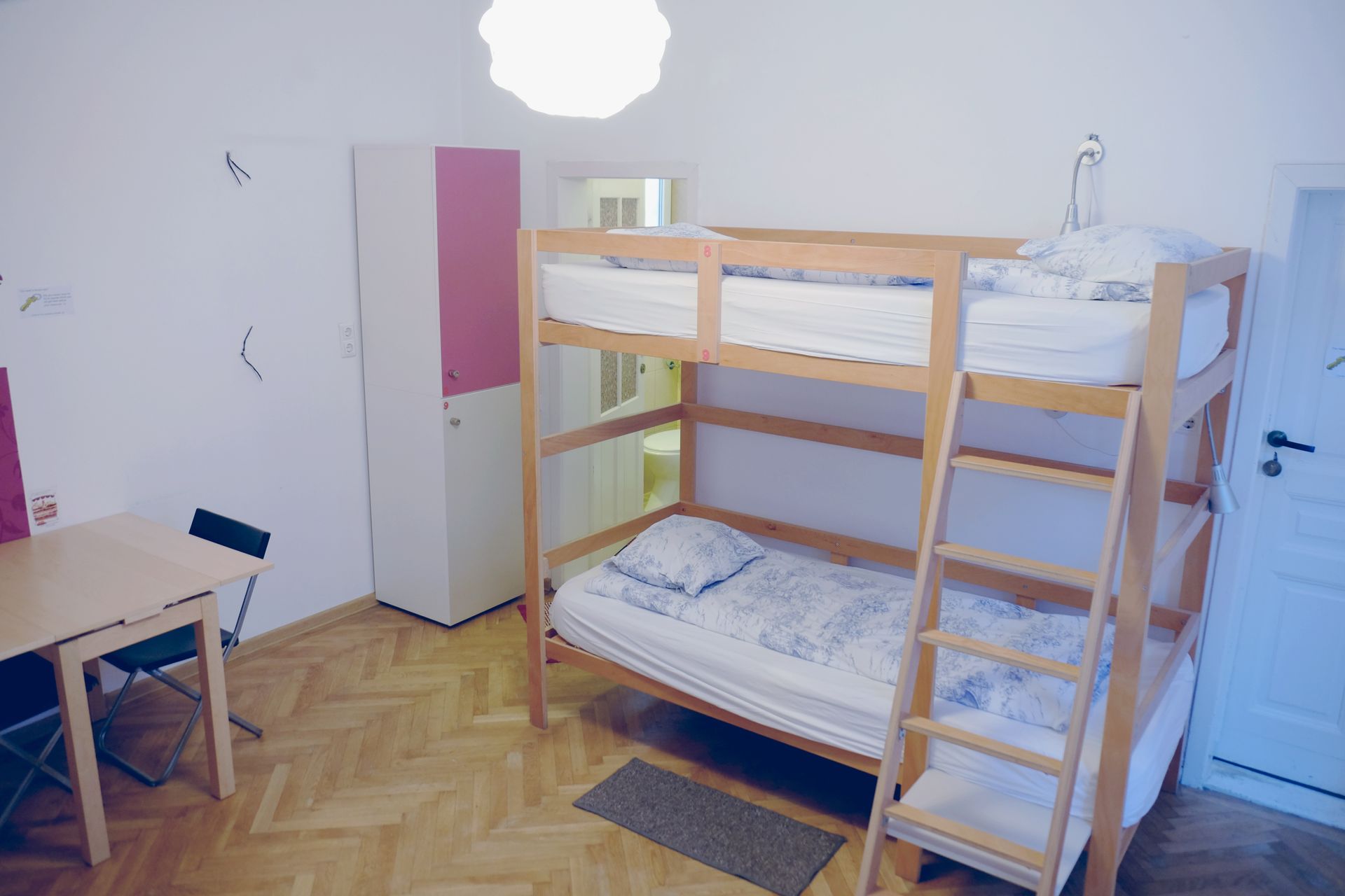 Female only dorm room in Brasov backpacker hostel