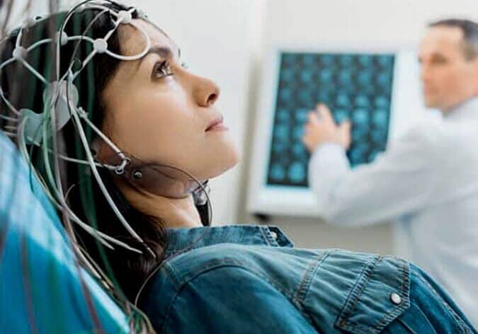 Médico neurólogo 