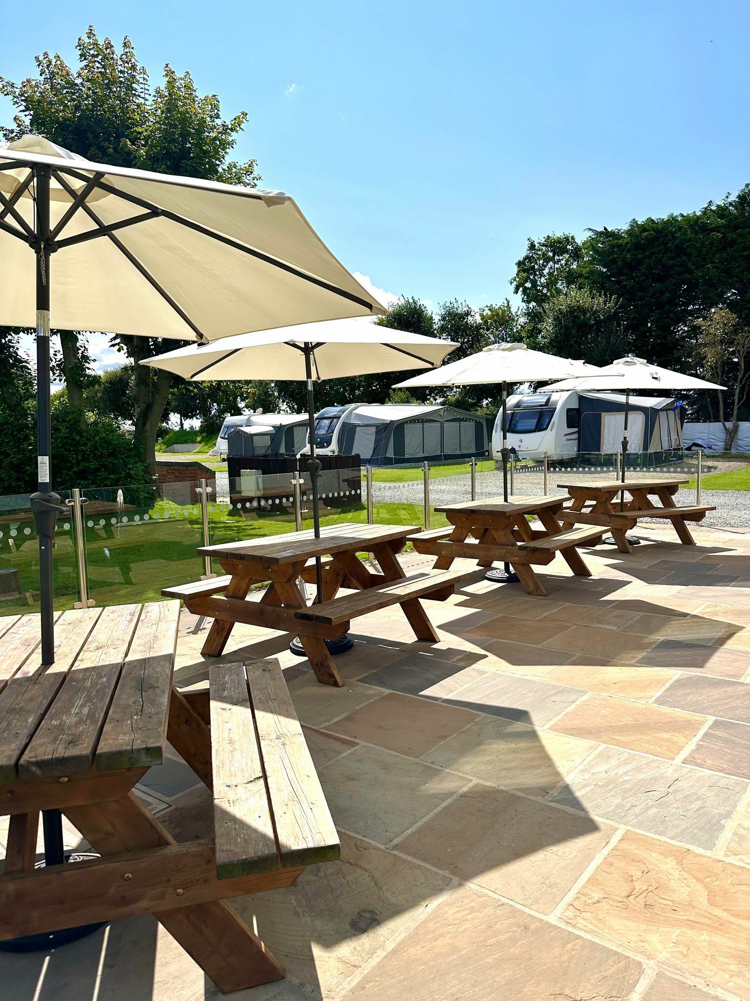 Outdoor seating at Oakwood Cafe