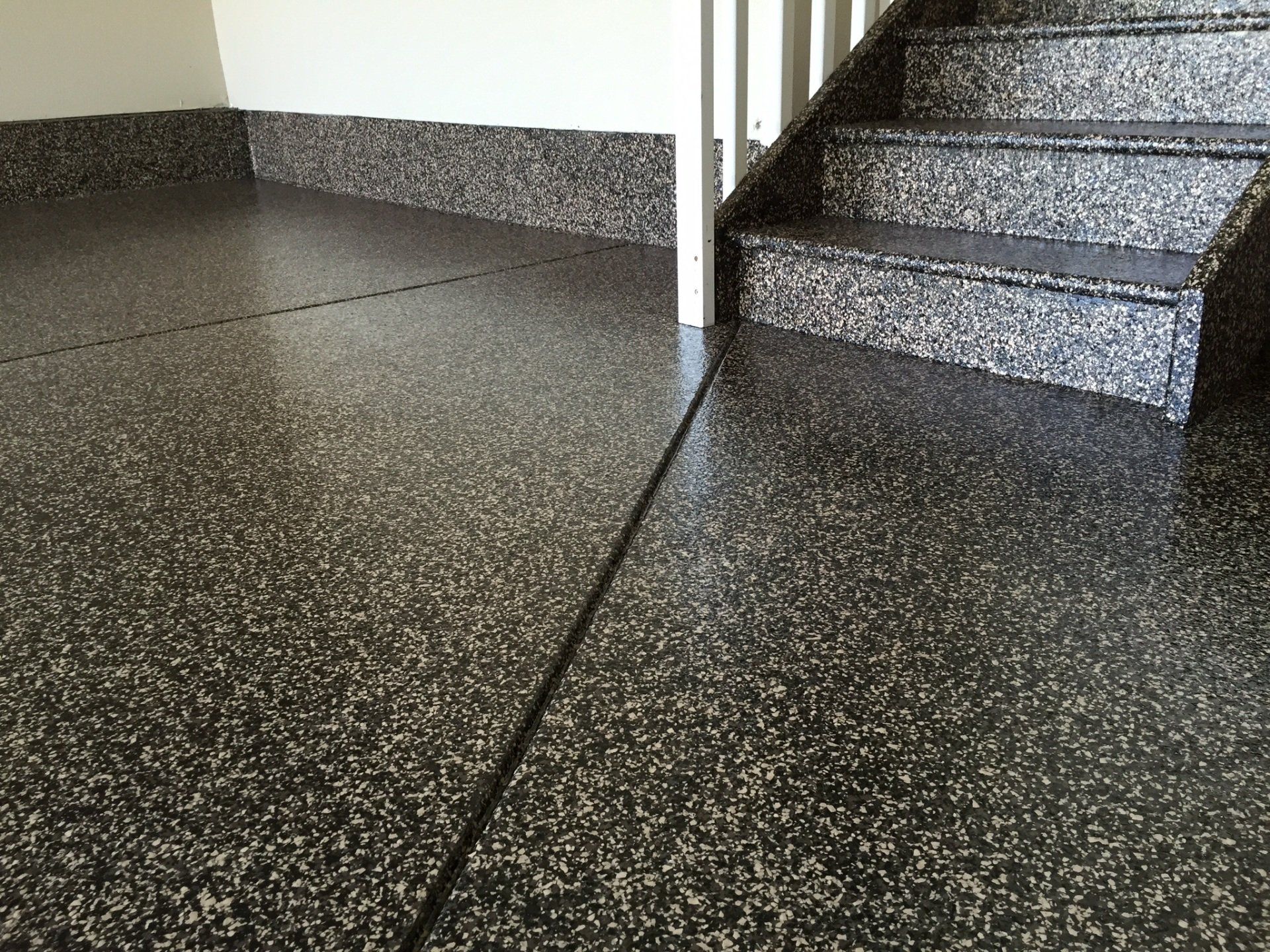 dark epoxy coating