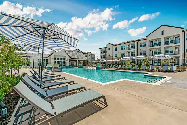 Atlas Bluewood apartment photo