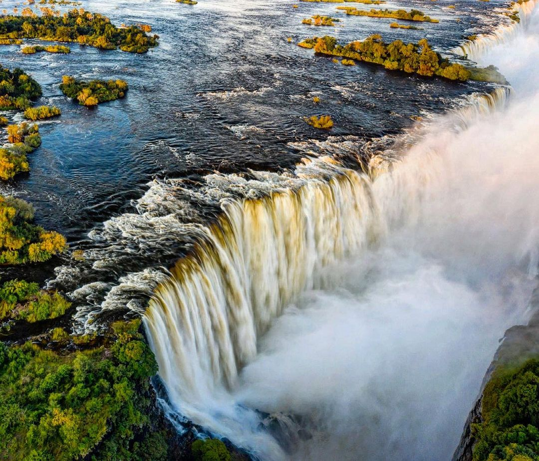 Victoria Falls luxury travel experience