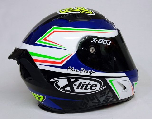 aerografia su casco