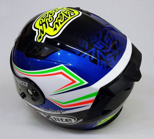 aerografia su casco