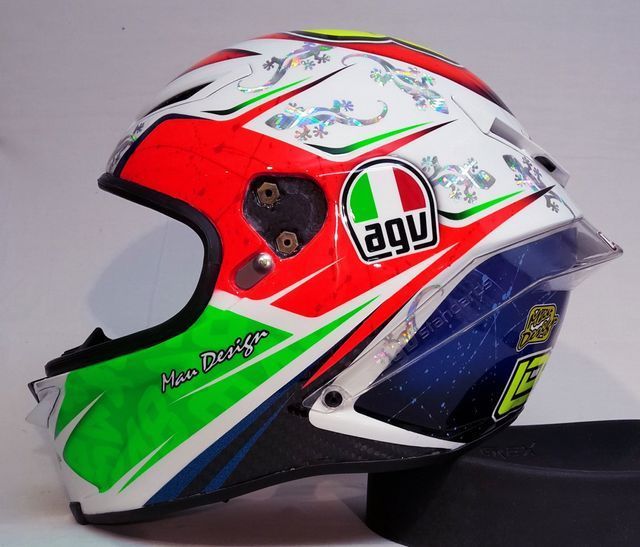 aerografia su casco
