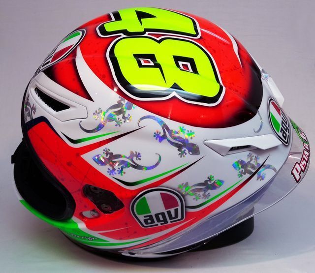 aerografia su casco