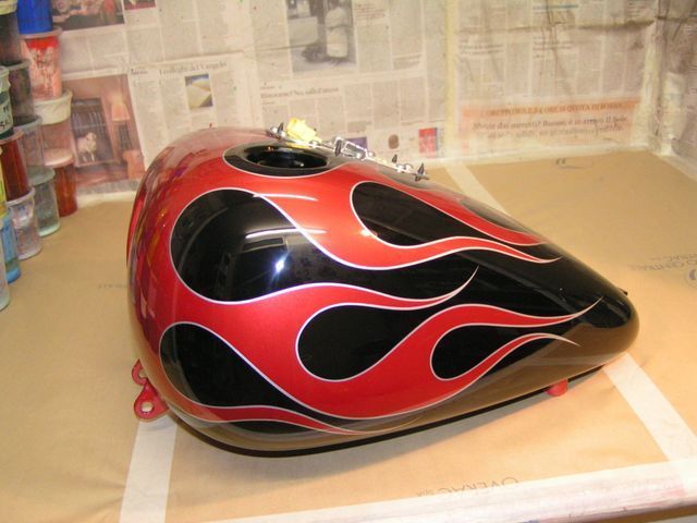 aerografia su moto