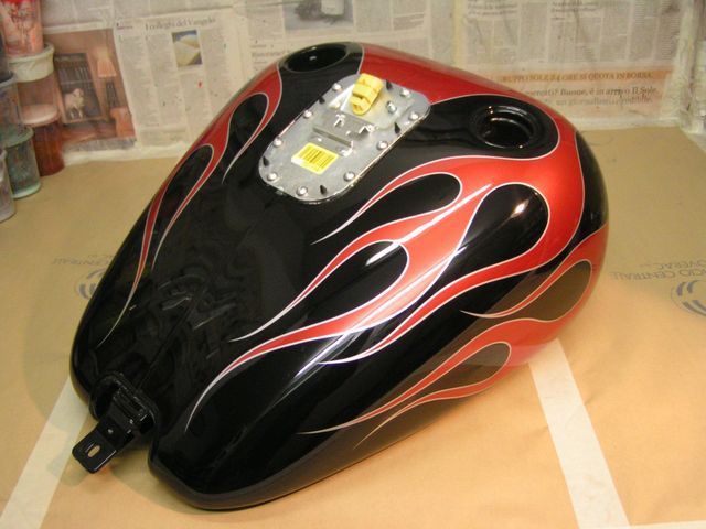 aerografia su moto