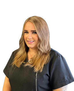 Kirsty-Senior-Stylist