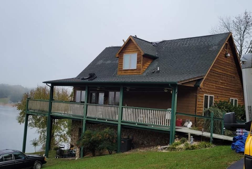 Large Wooden House — Kingsport, TN — McMurray Boy's Roofing