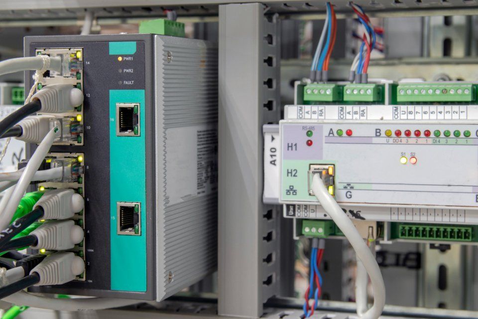 Cavi elettrici con porte