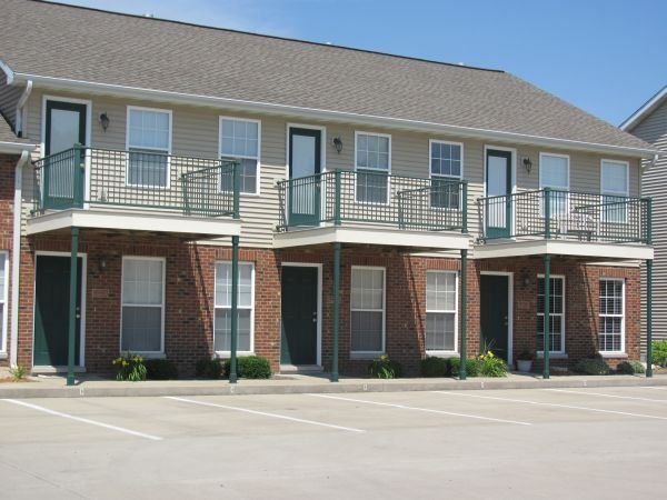 Cedar Pointe