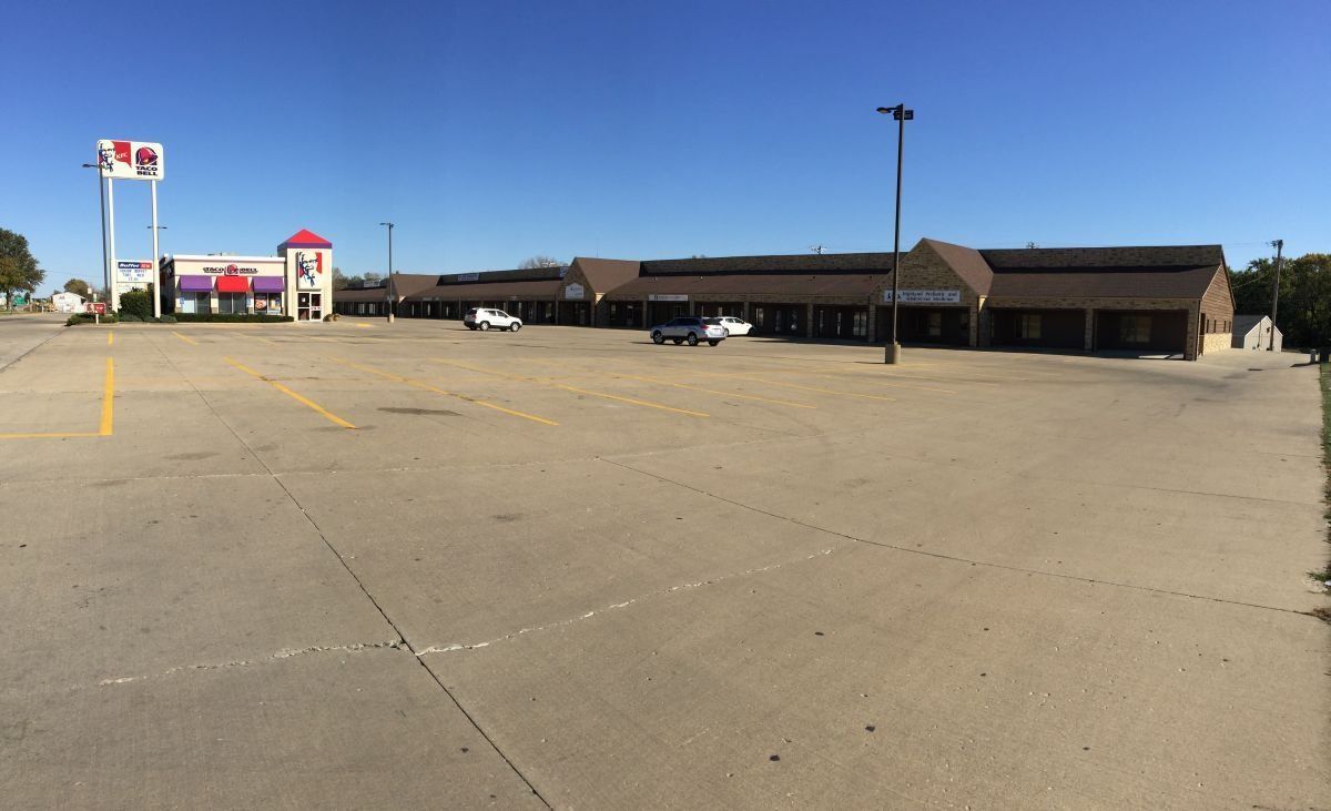 Woodcrest Plaza