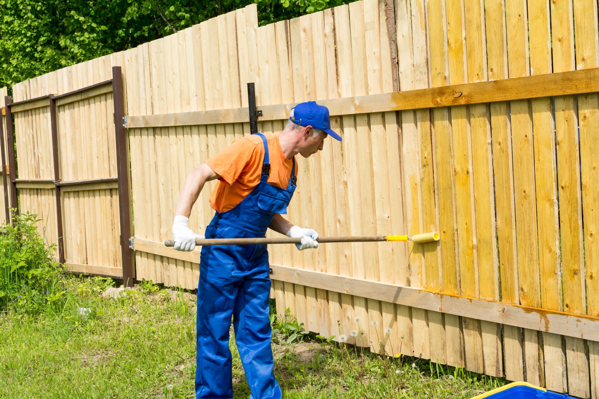 How to Stain a Fence, Fence Repair Cincinnati Ohio