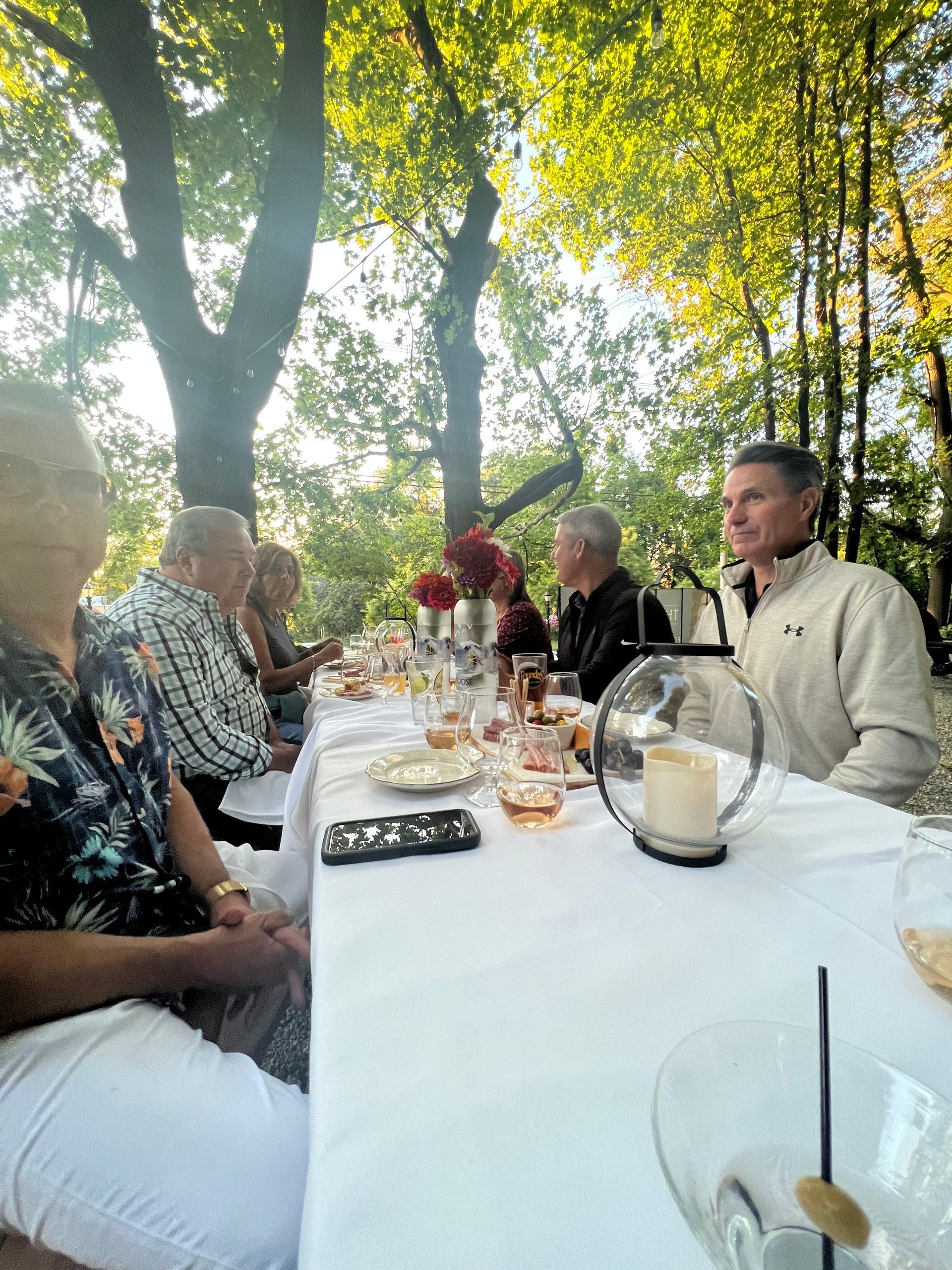 Pat’s Bar & Grill Friendly Staff – Welcoming Service & Great Atmosphere in Lake Hopatcong