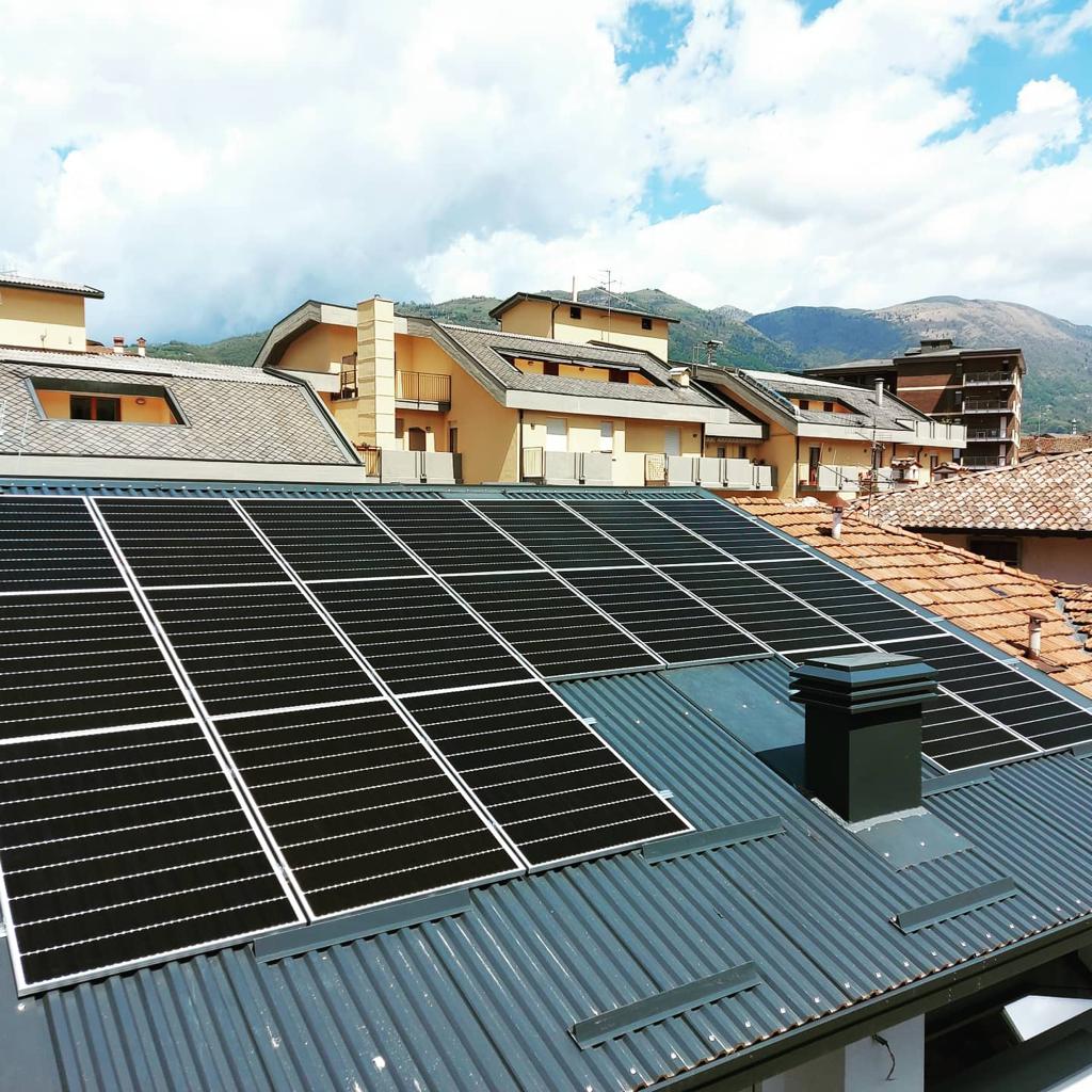 Impianti fotovoltaici con accumulo Tesla