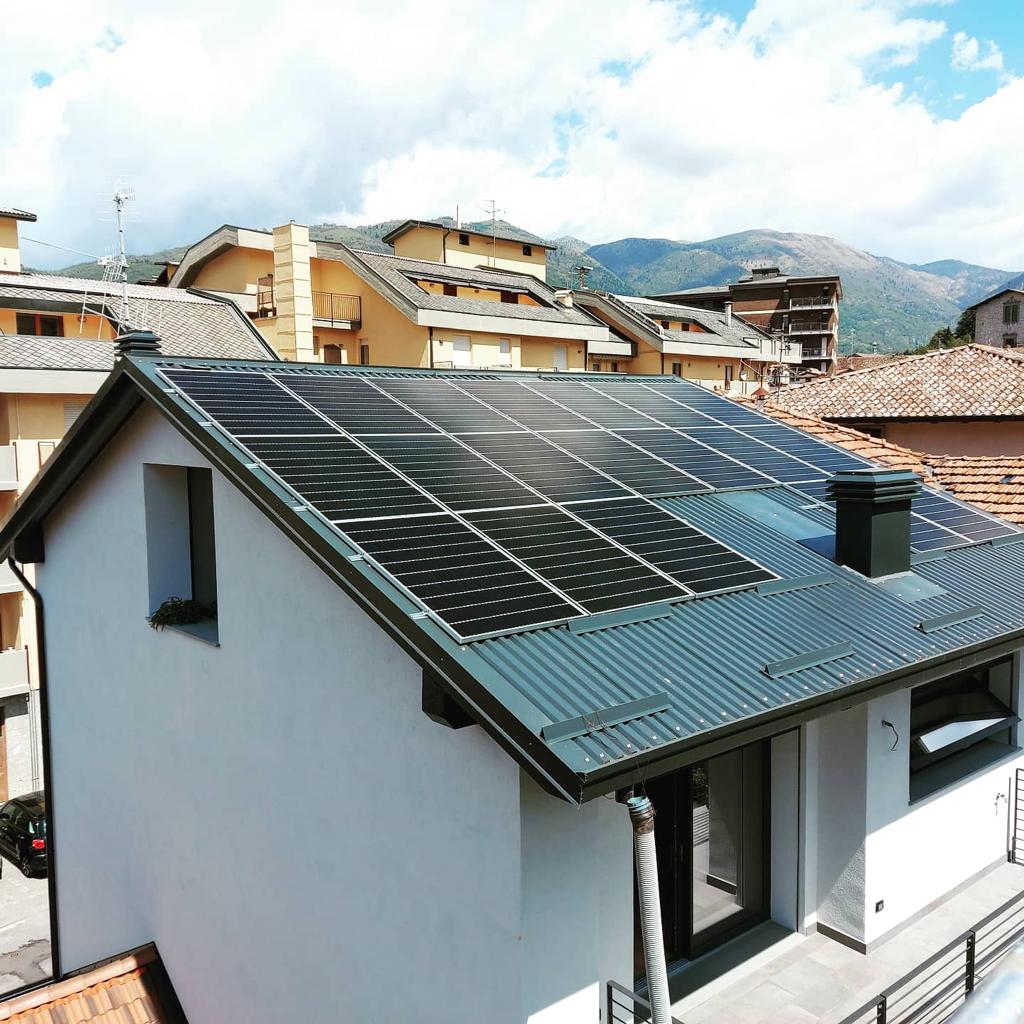 Impianti fotovoltaici con accumulo Tesla