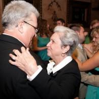 couple dancing