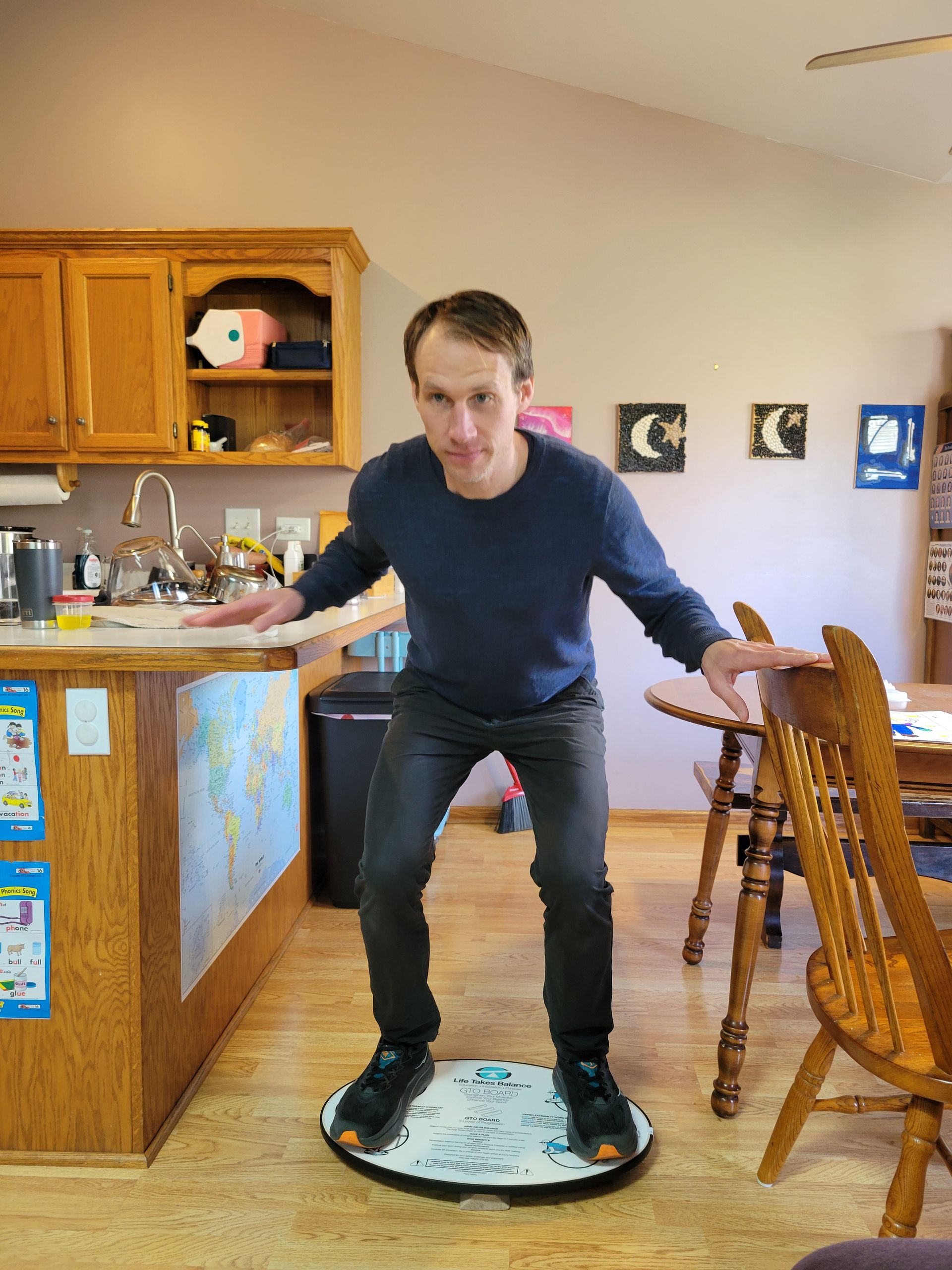 GTO Balance Board bending knees practice