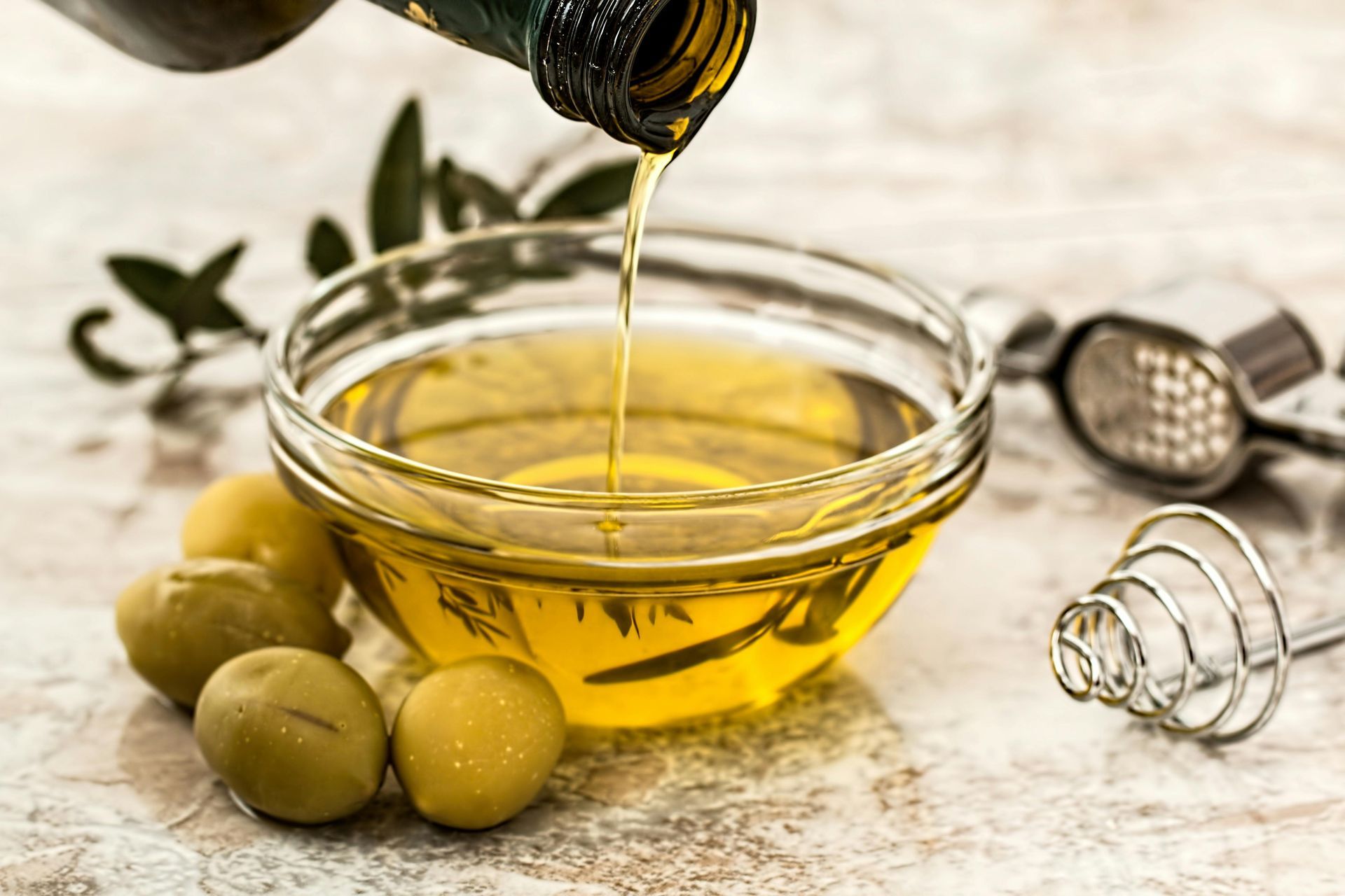 Proeverij van extra vergine olijfolie in Le Marche
