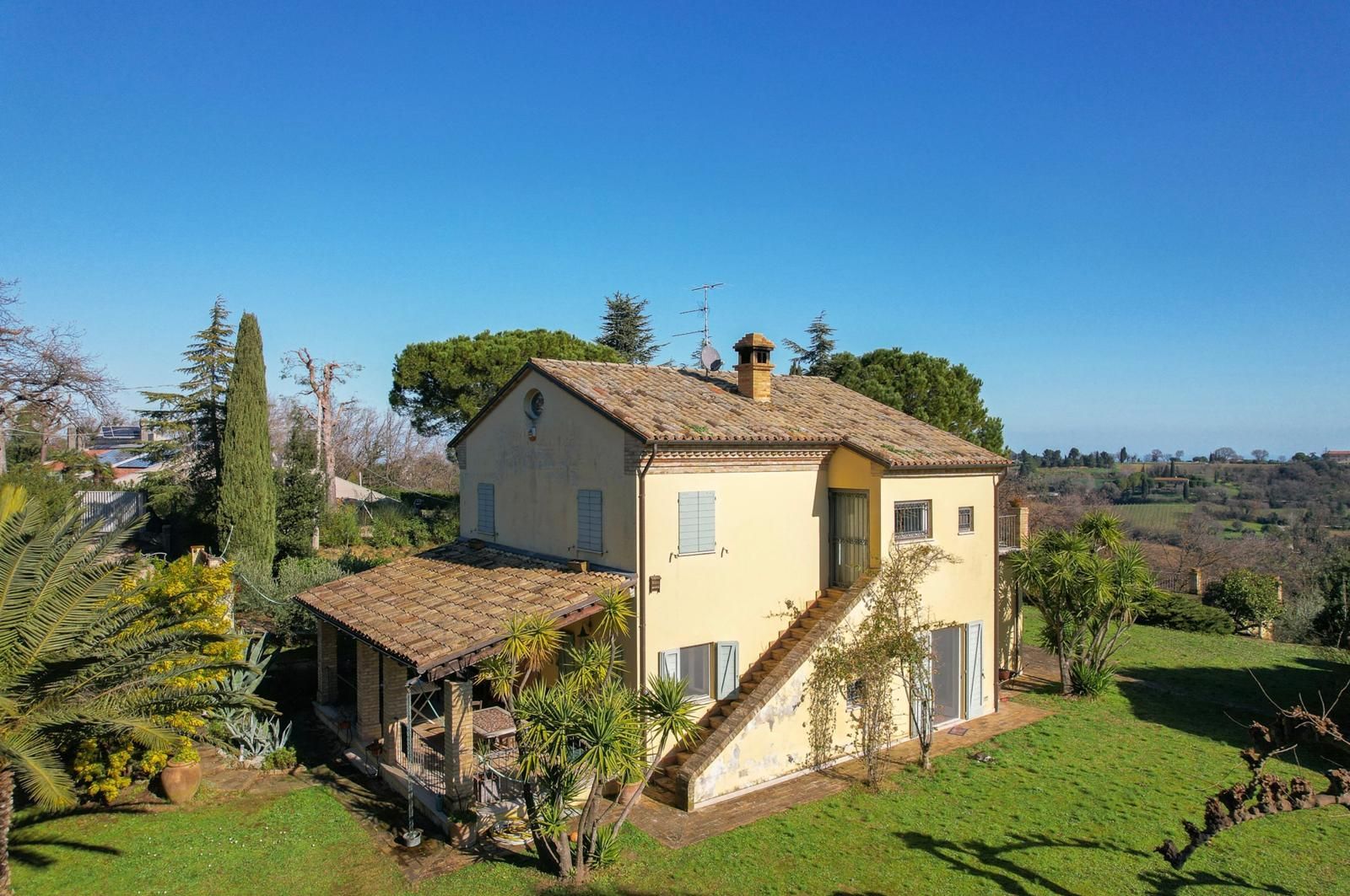 Vakantiehuis met veranda in Le Marche