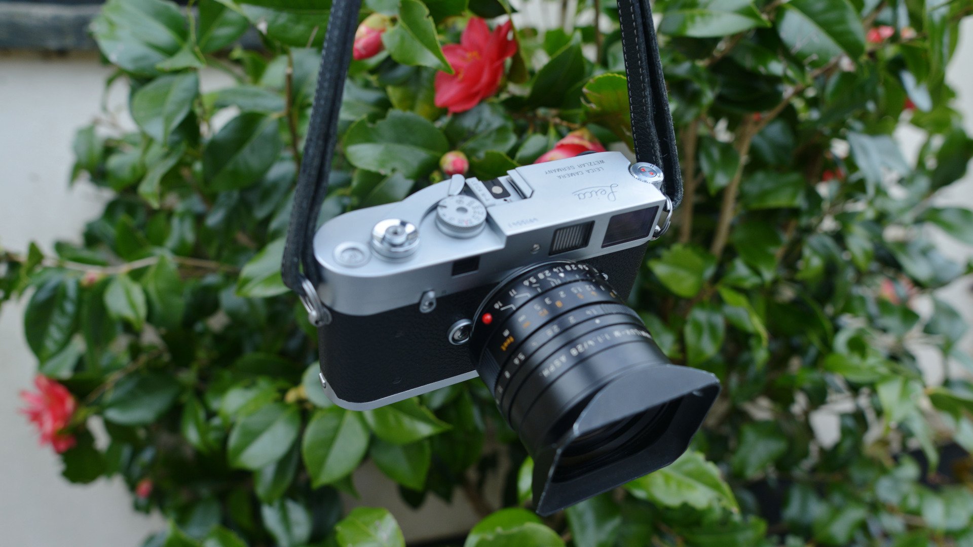 LEICA MA REVIEW timeless film camera for the modern age