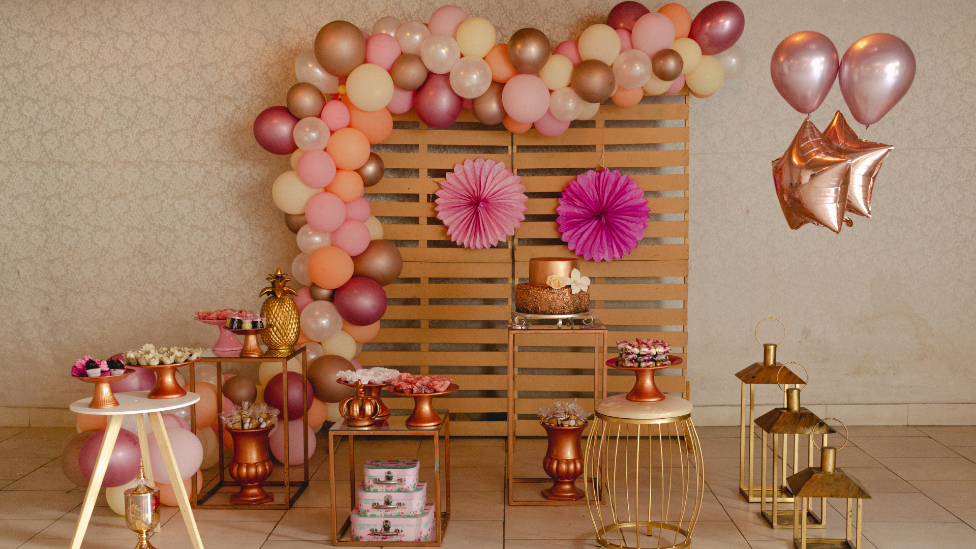 Theme Decor
