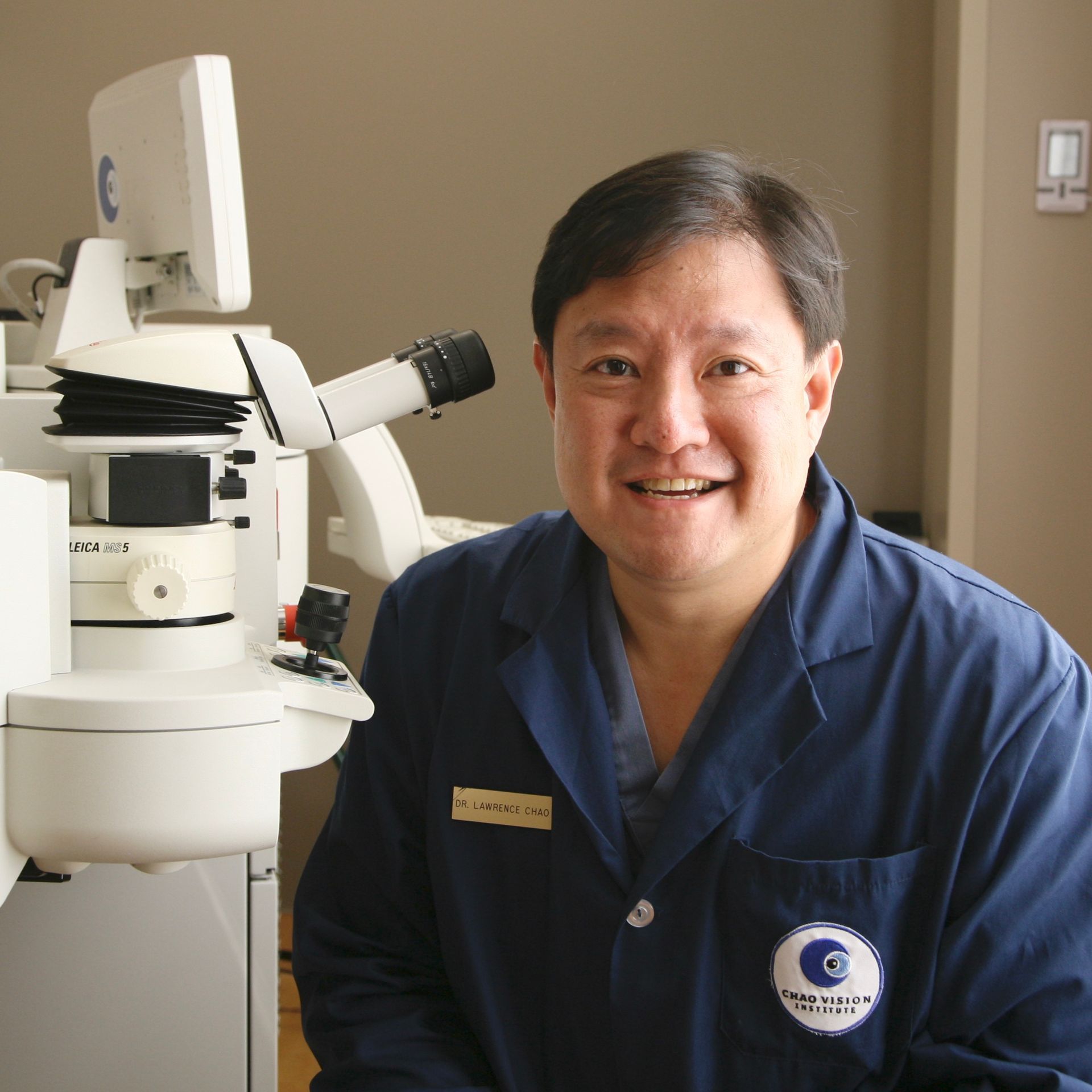 cataract surgeon irvine