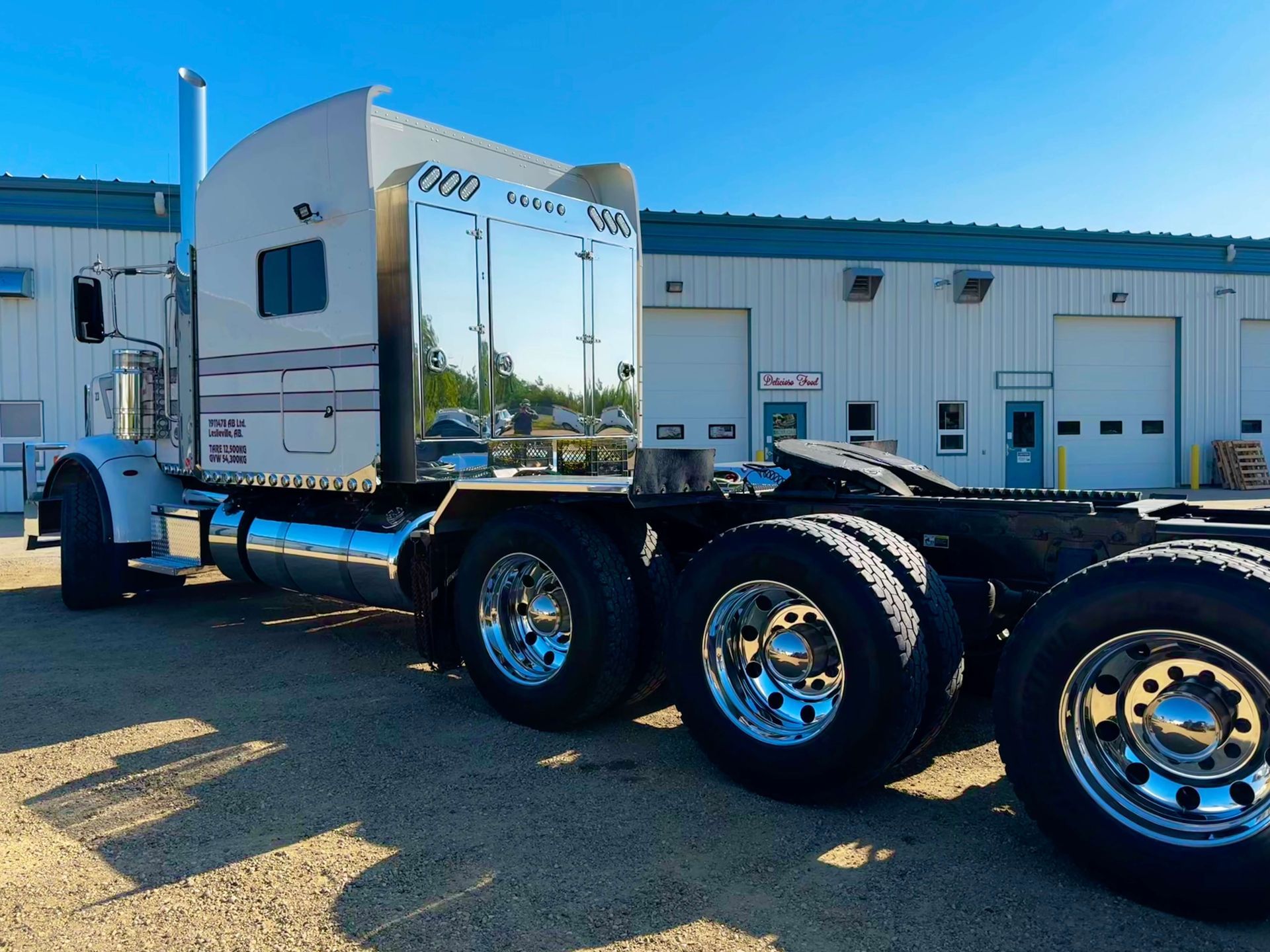 Custom Semi Truck Polished by Alberta Metal Polishing in Red Deer, Alberta