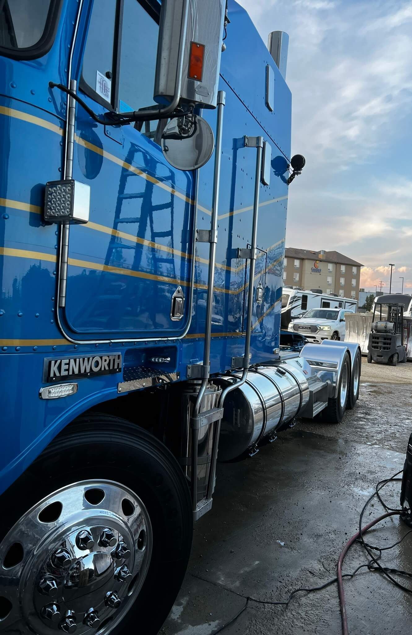 Semi Truck Exterior Detail Polished by Alberta Metal Polishing in Nisku