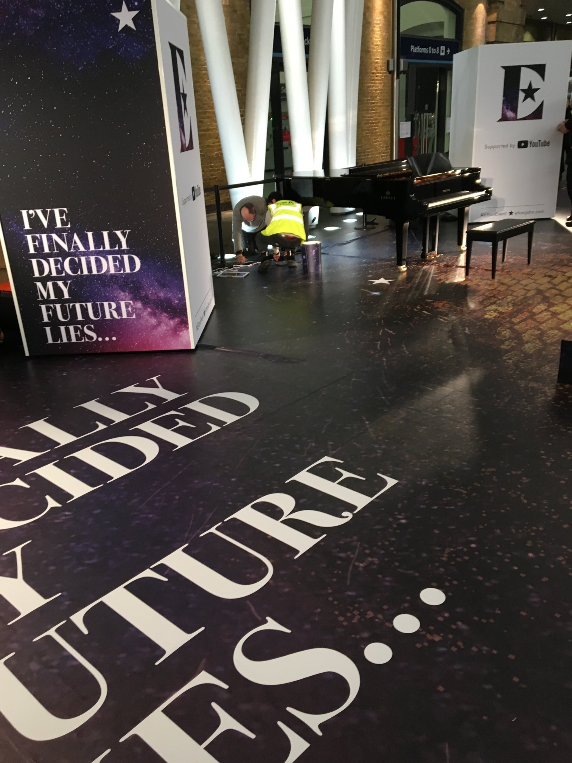 Clientele Big Time Graphics Essex London Herts Signs Fitting Wraps