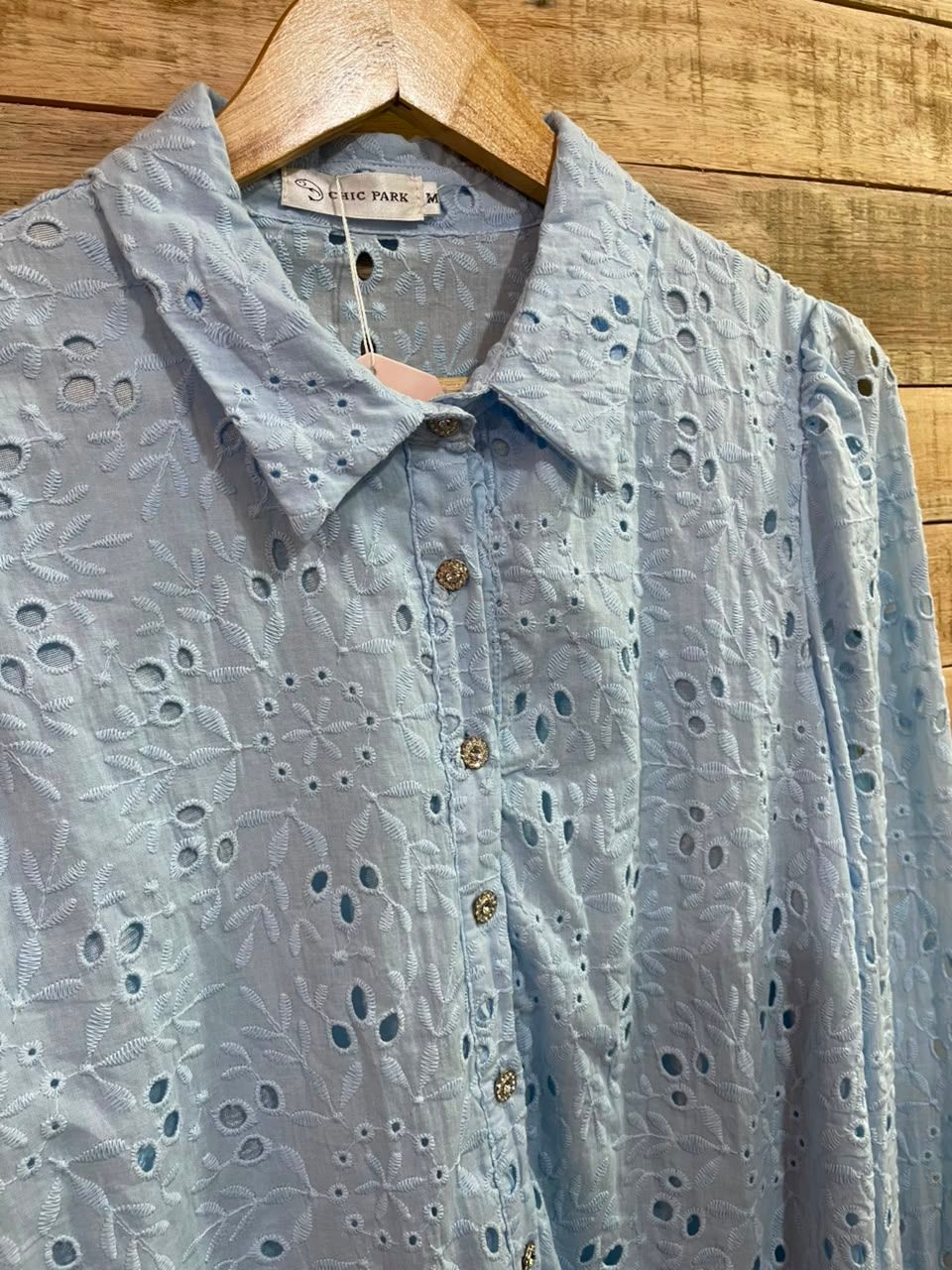 Camisa broderie celeste