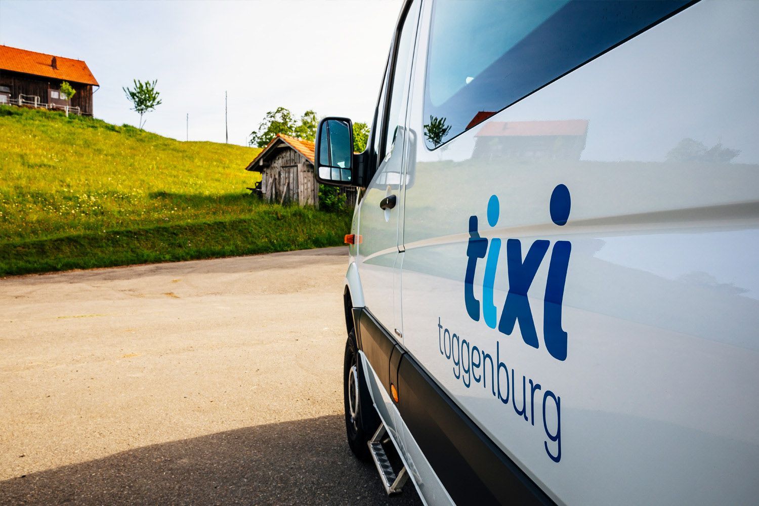 Beschriftung Auto Tixi 
