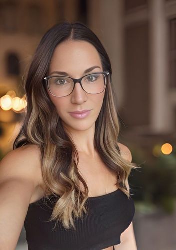 Lexi - Esthetics Specialist
