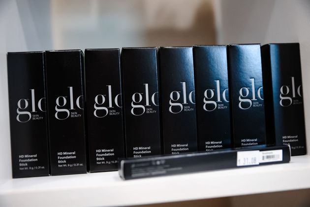 Row of black product boxes on a shelf, each labeled “glc” with a blue accent on the right.