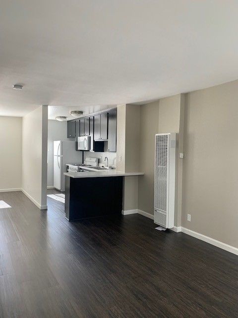 Grand Terrace Apartments