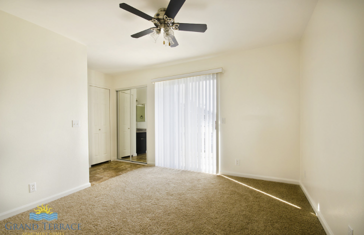 Grand Terrace Apartments