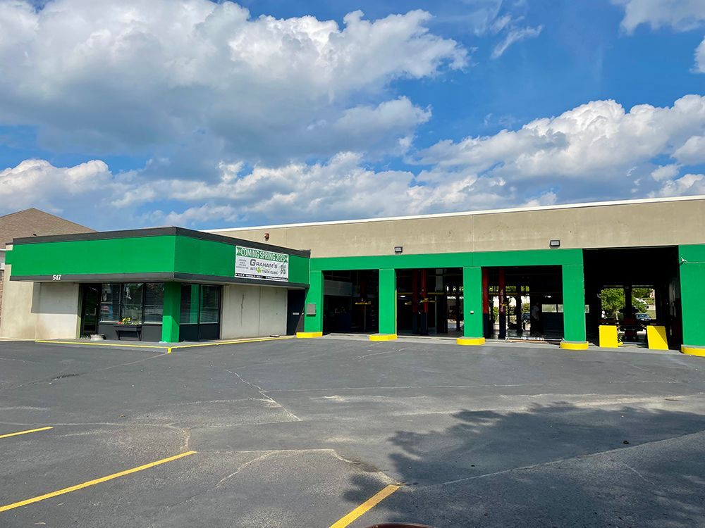 Exterior of Building | Grahams Auto & Truck Clinic